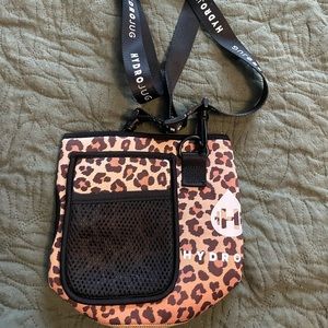 Hydrojug sleeve